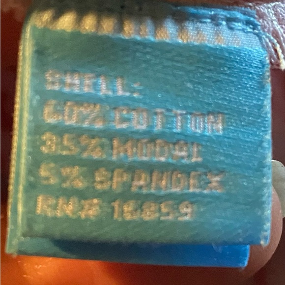 J. McLaughlin t-shirt - Picture 6 of 6